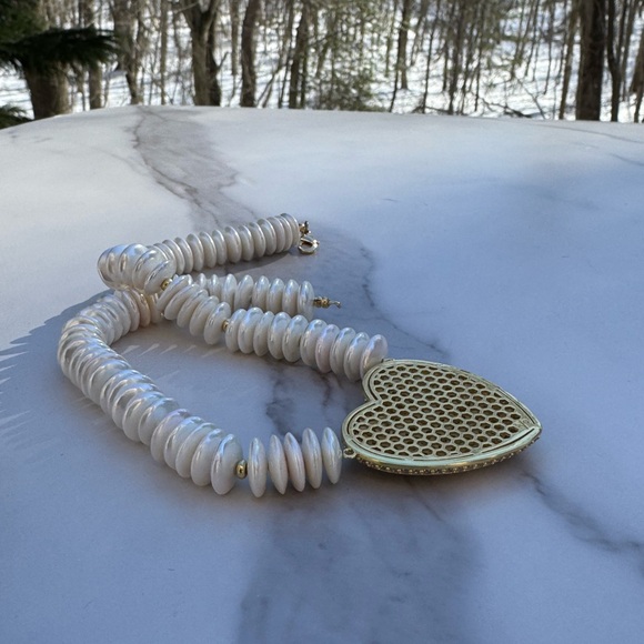 KOKO Collection Pearl and GP Gold and Pave’ Heart Necklace Valentines Gift - Picture 5 of 7